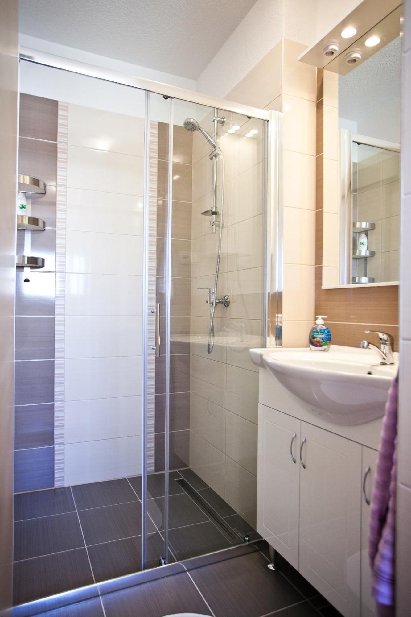 Apartments Medvid Trogir Kamer foto
