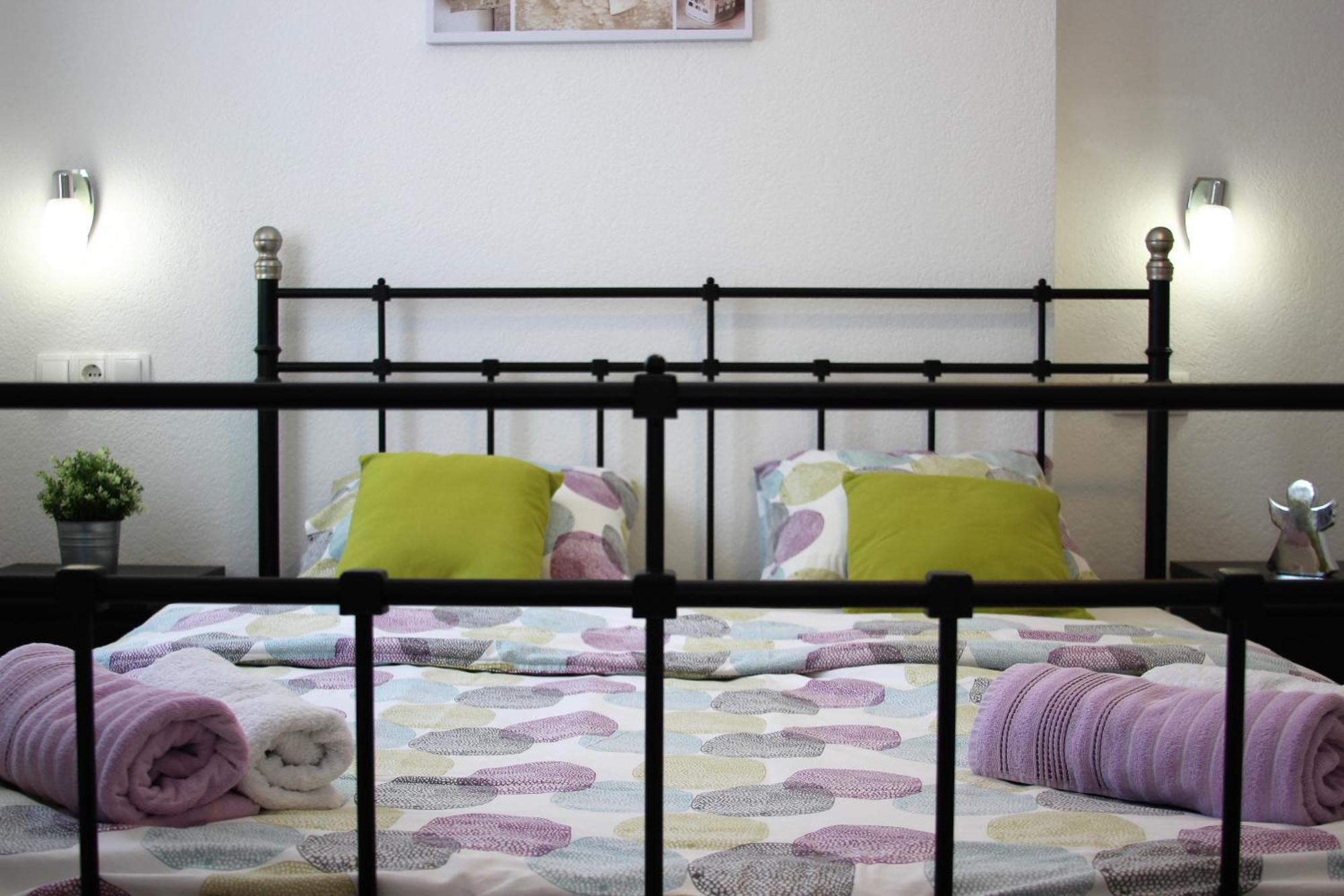 Apartments Medvid Trogir Kamer foto